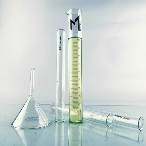 топливо в бочках межсезонное евро-5 сорт e -15°c купить оптом с доставкой в Донецке